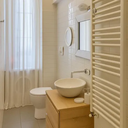 Apartamento Casa Ozanam - Quiet&spacious 6 Beds - Metro Lima Buenos Aires - Duomo 8 Min *